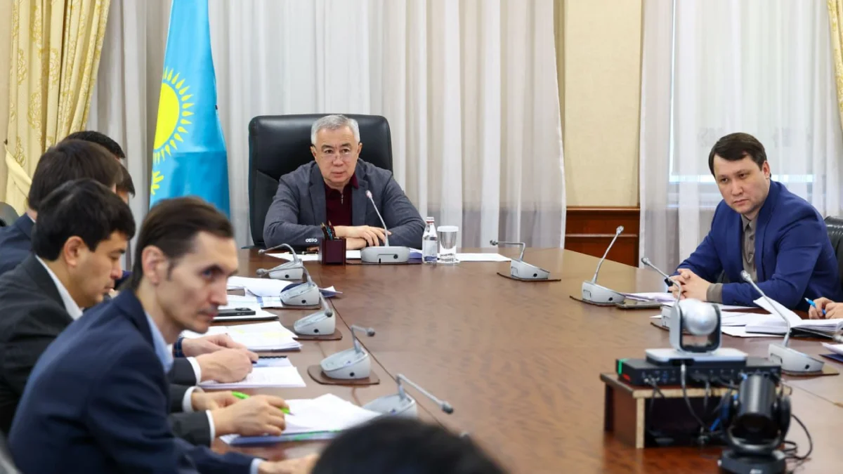 Үкіметте негізгі азық-түлік және азық-түлік емес тауарлар түрлеріне баға тұрақтылығын қамтамасыз ету мәселелері қаралды