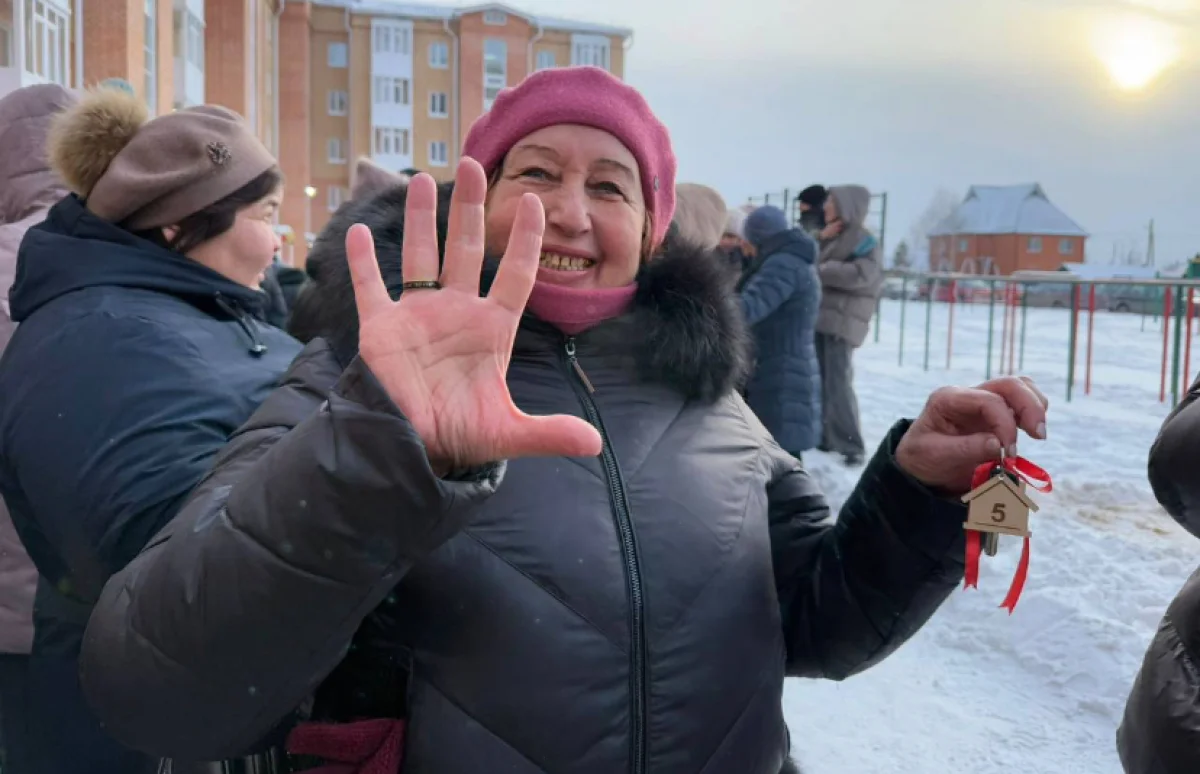 Новая жизнь вместо зоны риска: в Петропавловске начали переселение жителей Заречного