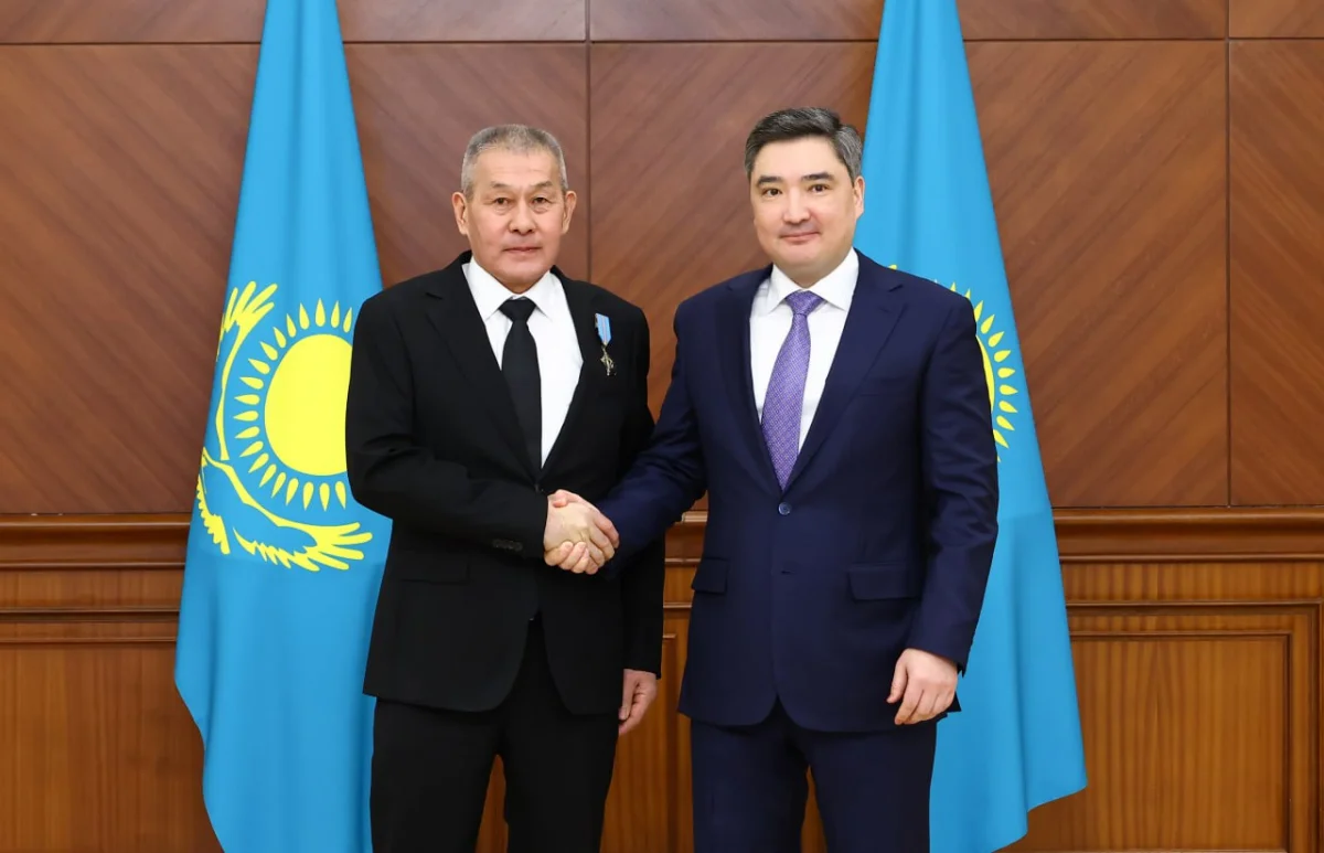 Қазақстанның энергетика кешені қызметкерлері мен ардагерлеріне наградалар табыс етілді