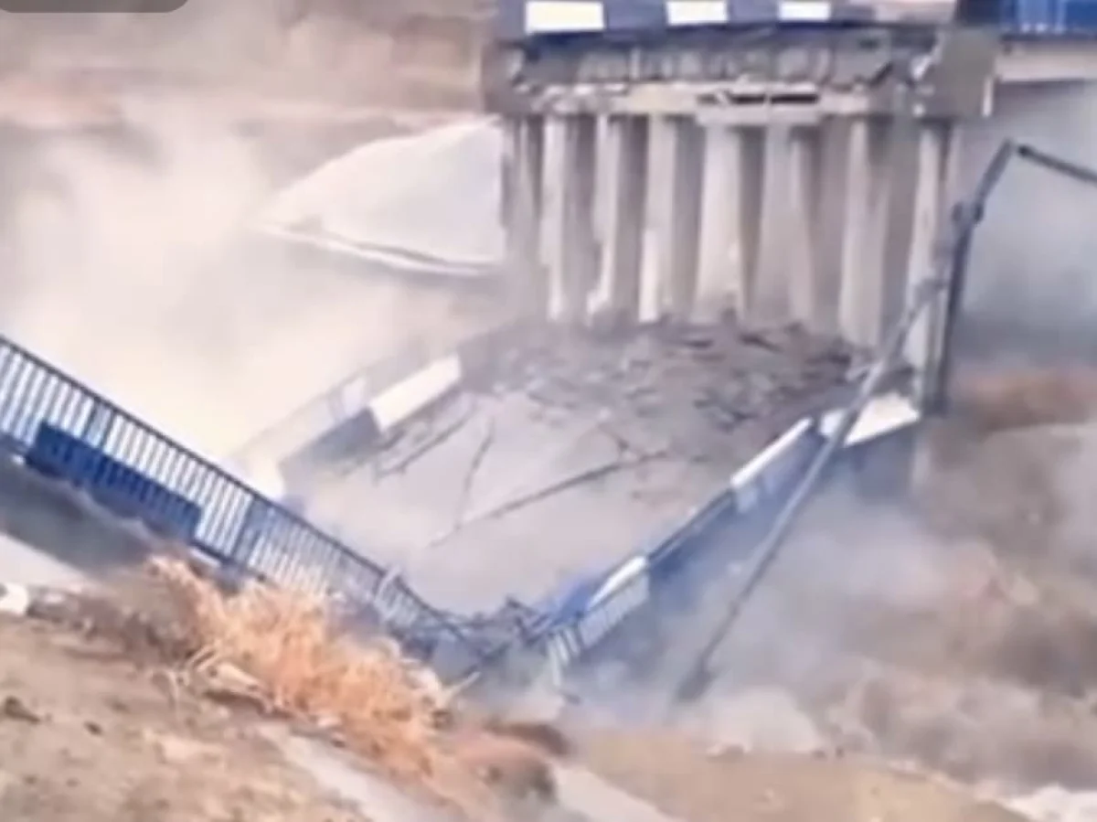 Мост обрушился в Туркестанской области (ВИДЕО)