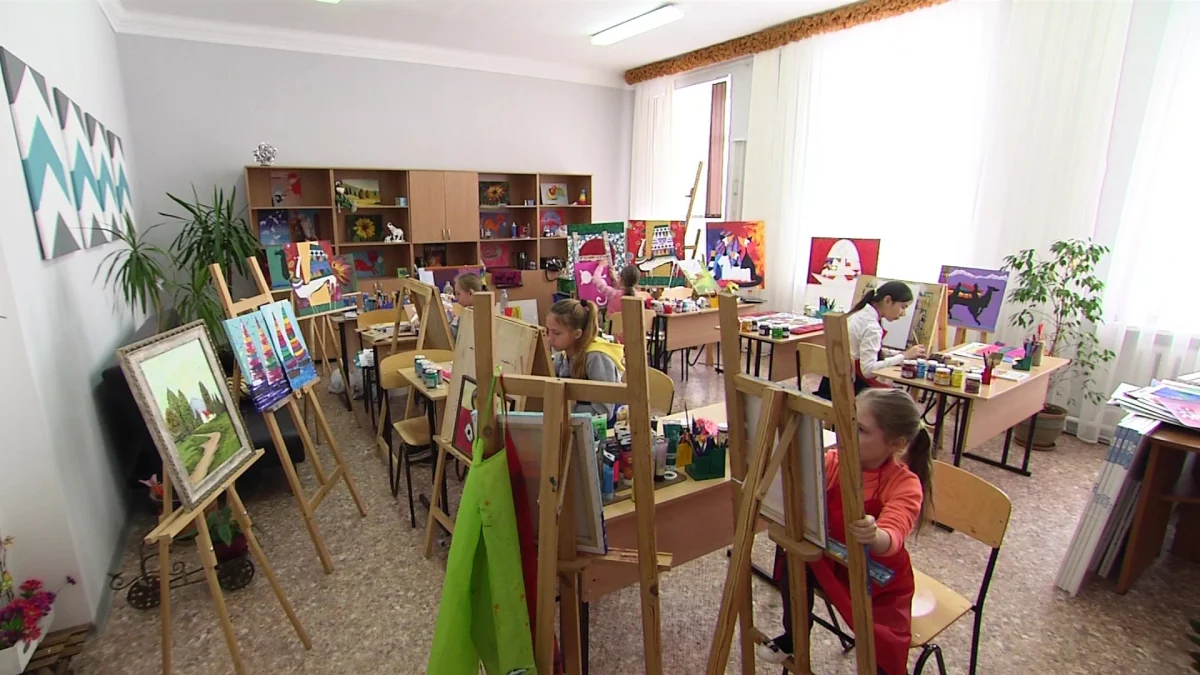 82 % детей-сирот в Казахстане воспитываются в семьях