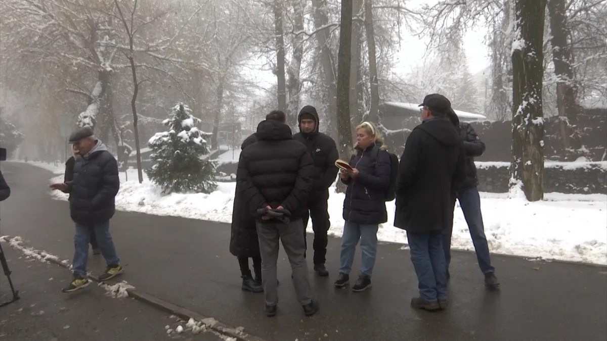 Жители Алматы требуют вернуть городу сквер на терренкуре