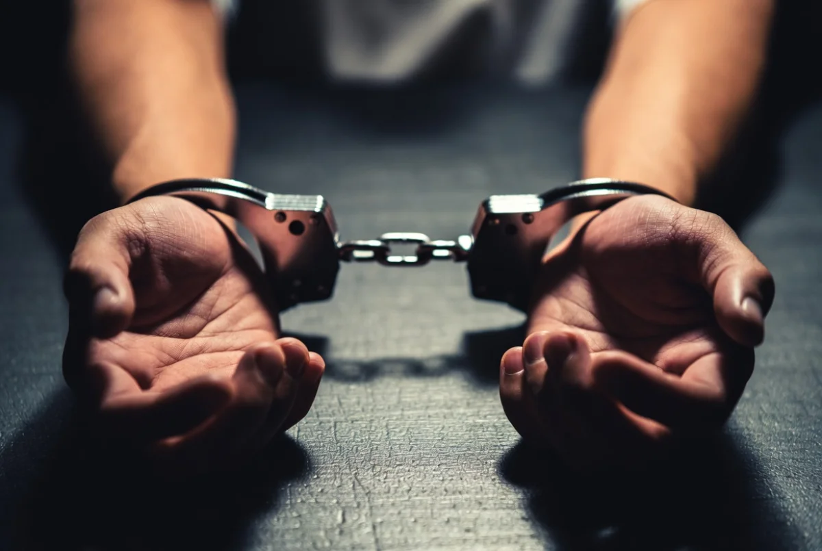 Казахстанца экстрадировали из Швеции по делу о хищении 55 млн тенге