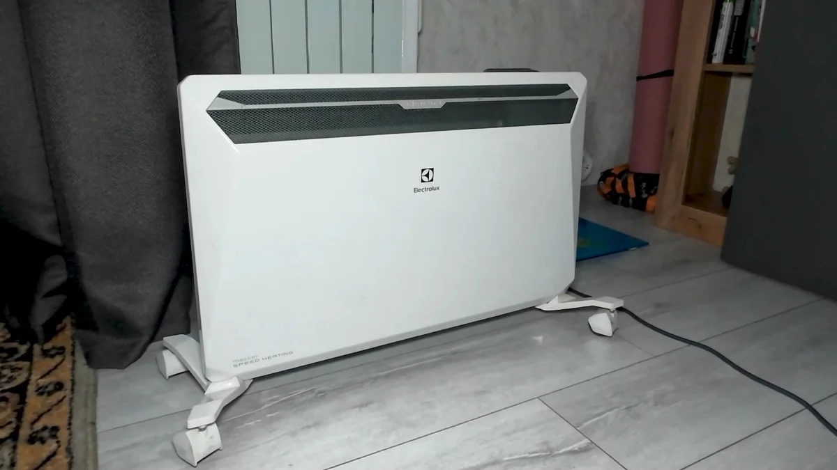 «Устали жить в таких условиях»: жители благоустроек замерзают в собственных квартирах в СКО