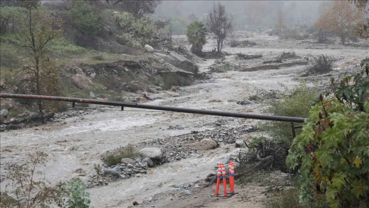 Қолайсыз ауа райынан бірнеше адам қайтыс болды