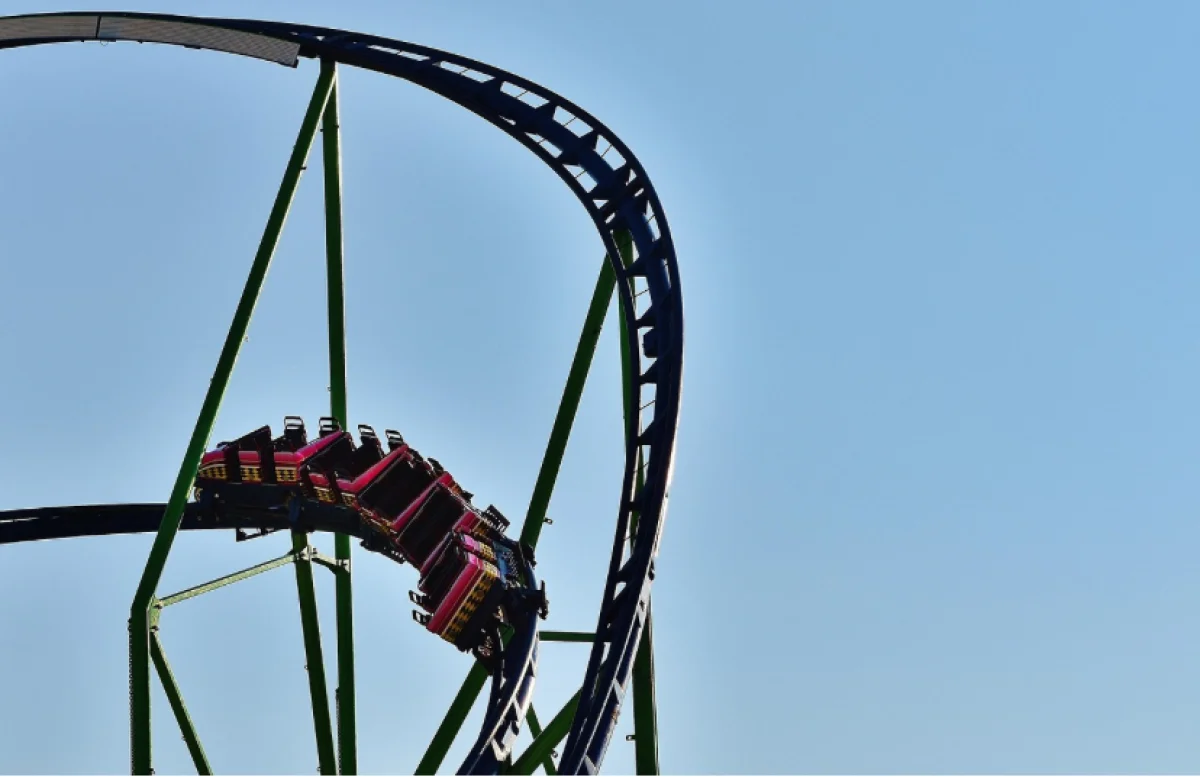 В Саудовской Аравии запускают крупнейшие в мире американские горки