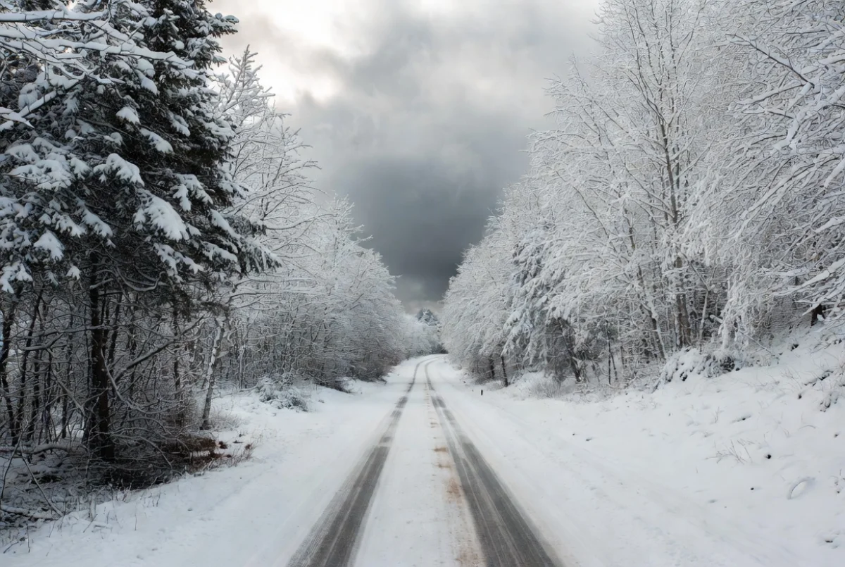 Ограничения движения введены на республиканских трассах в трёх регионах Казахстана
