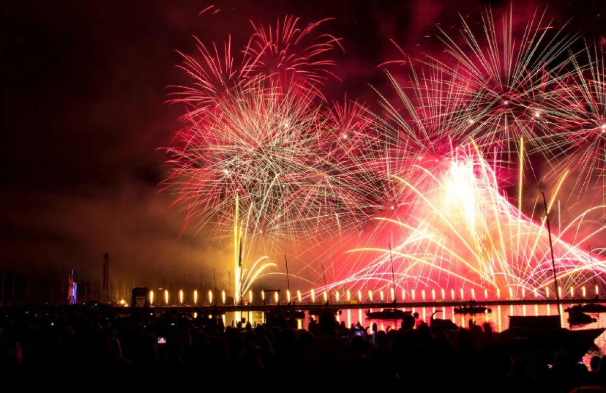 Салют прогремит в столице в новогоднюю ночь