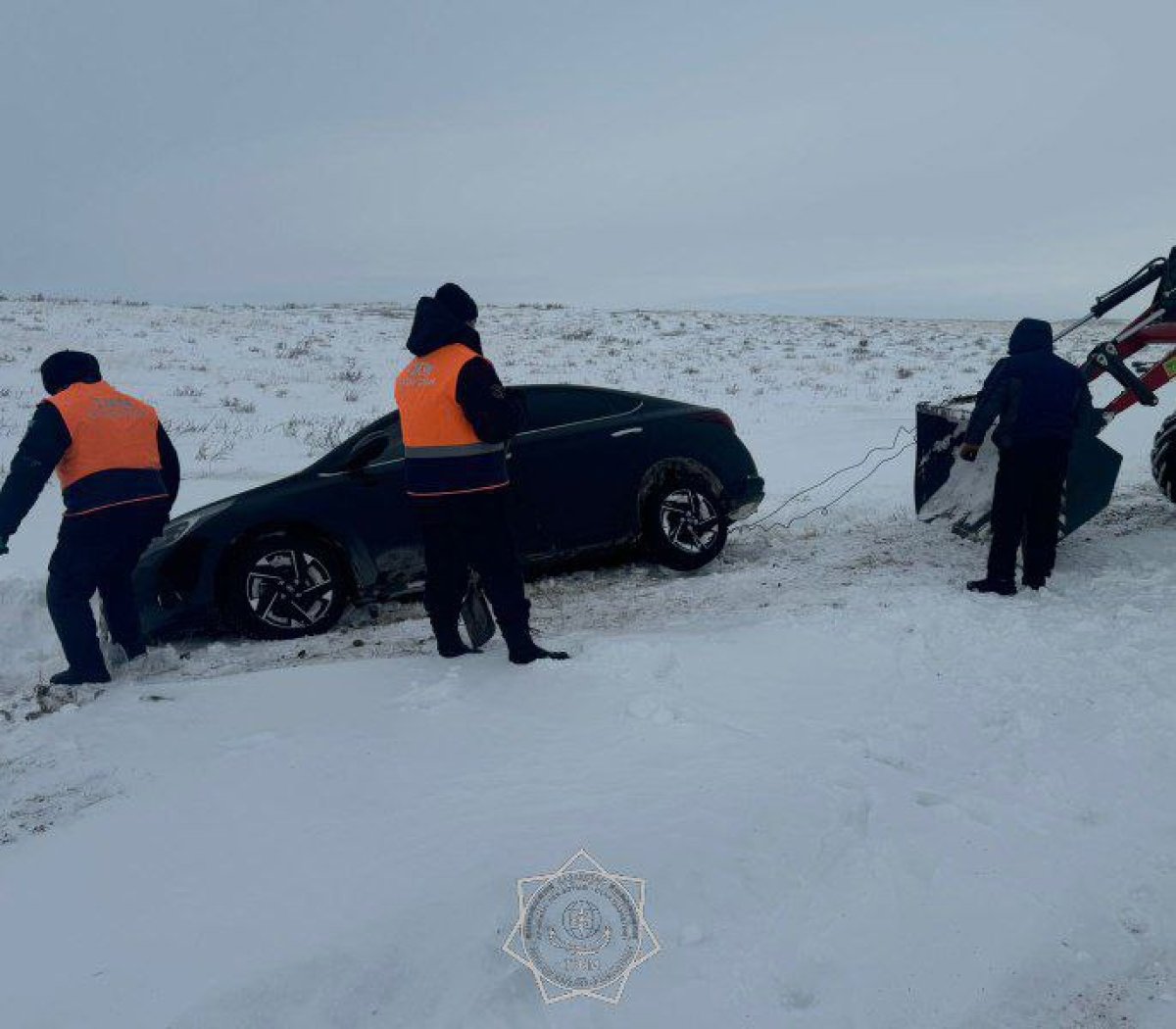Двоих человек спасли из снежного плена под Егиндыбулаком