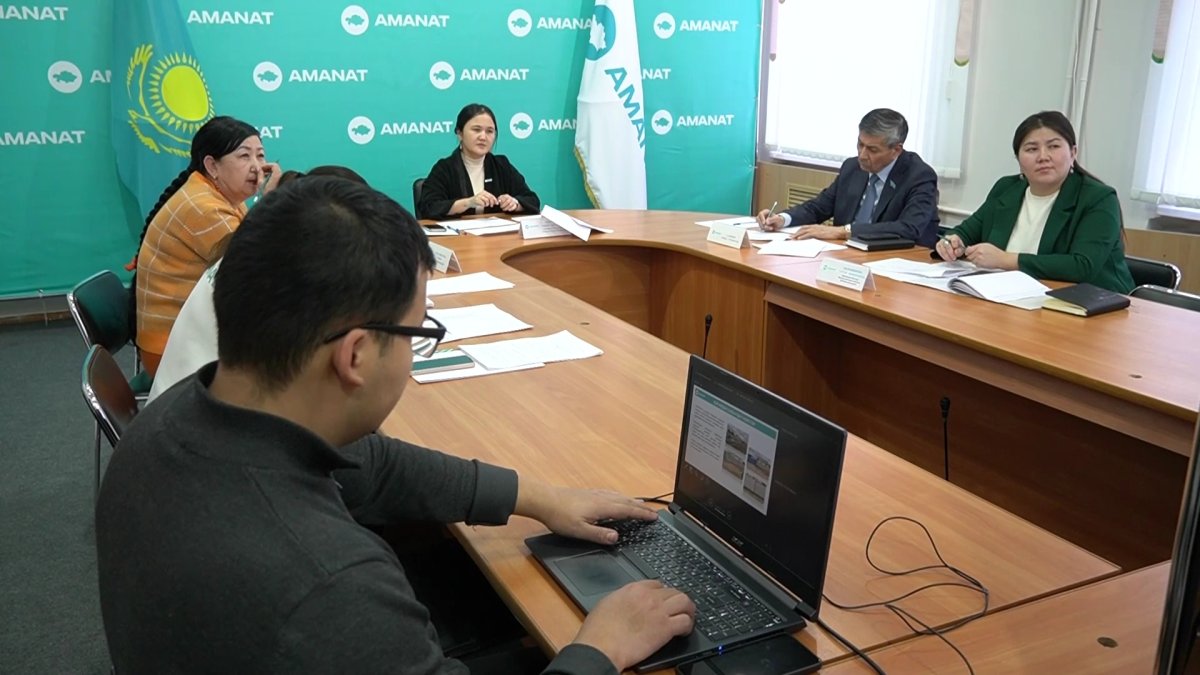 В Уральске изучали материалы, поступившие в рамках конкурса «Лучшая общественная приемная партии «AMANAT»