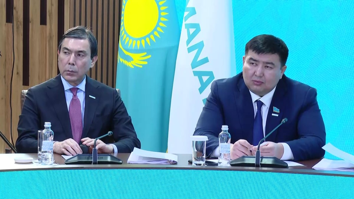 «AMANAT» қазақстандықтардың өзекті мәселелерін шешуге баса назар аударады