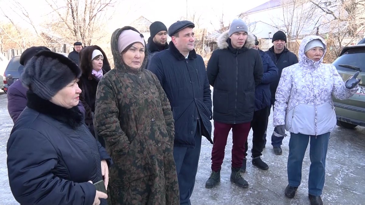Оралдық үлескерлер үй аламыз деп далада қалды