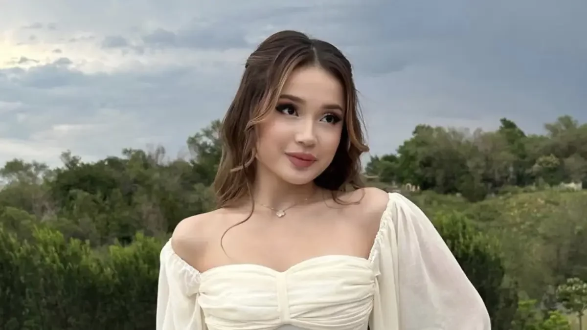 «Тыңдаудың өзі ұят екен»: танымал блогер қалай жүкті болғанын айтамын деп сынға ұшырады