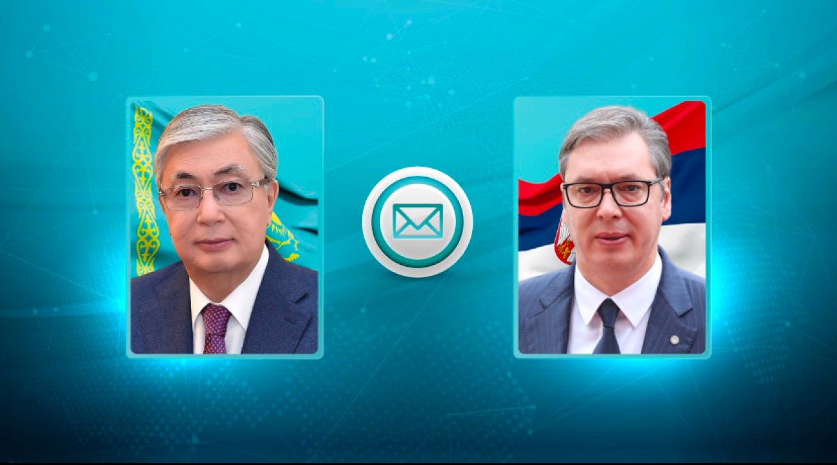 Токаев поздравил Вучича с Днем государственности