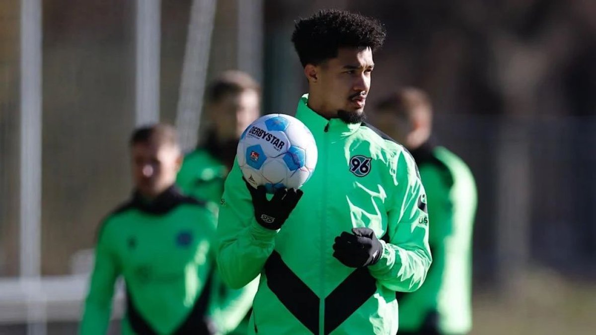 Полиция застрелила отчима футболиста национальной сборной Германии