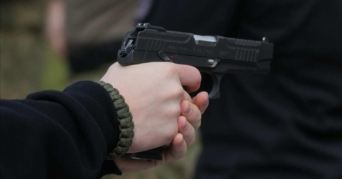 В США стрелок захватил в больнице заложников и убил полицейского