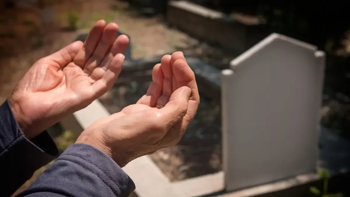 Қайтыс болған адамның жетісін, қырқын, жылын өткізуге ресми түрде тыйым салынды