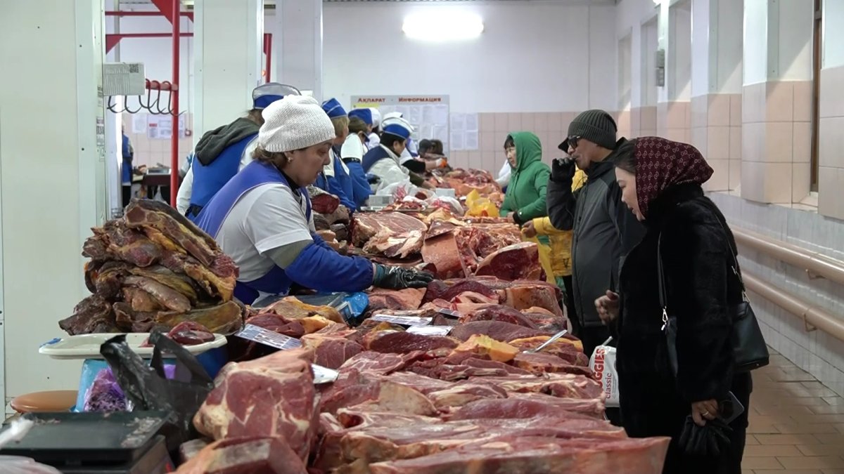 "Люди в шоке": цены на мясо удивили жителей Уральска