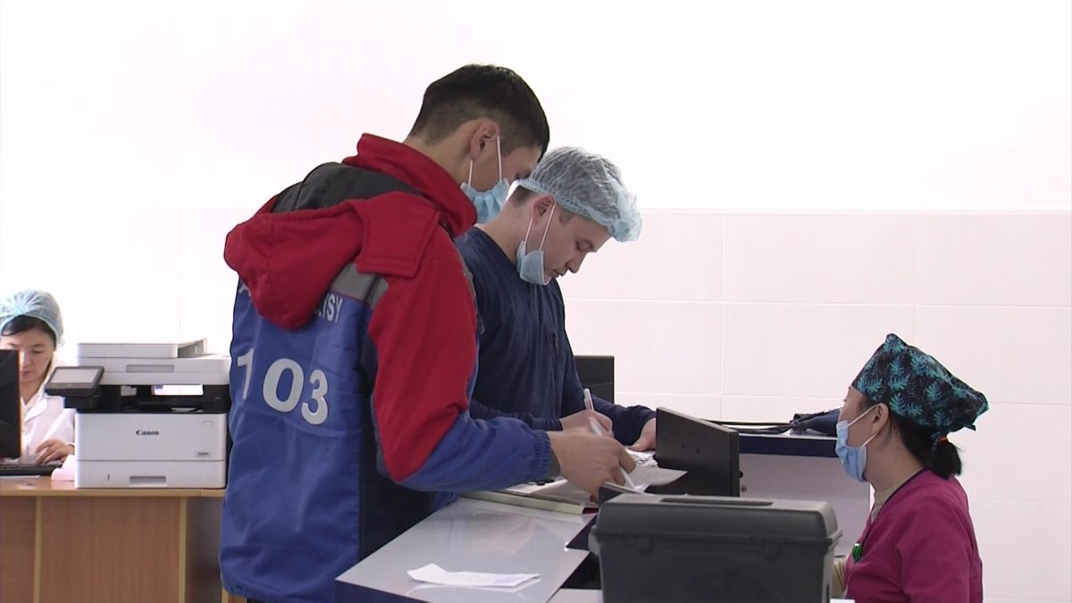 Қонаев қаласында 9-сынып оқушылары қатарласын топтаса ұрып-соғып, өлімше етіп сабап тастаған