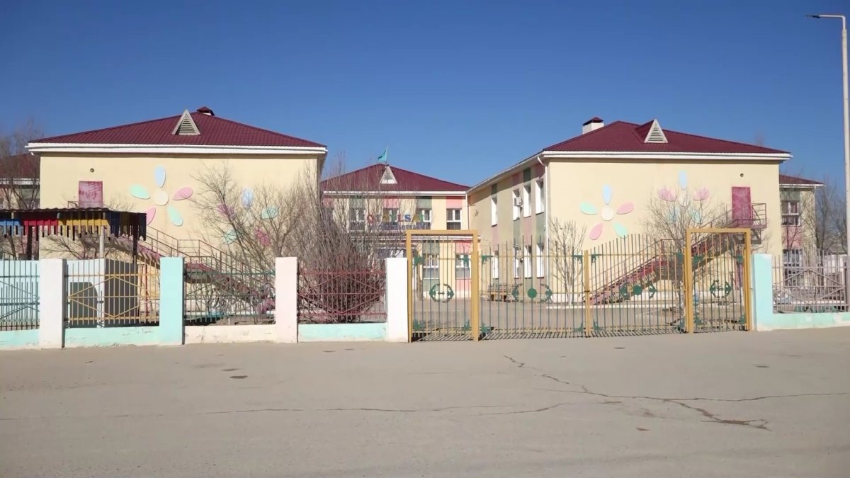 Балабақшада бүлдіршіндер астан ұшынды