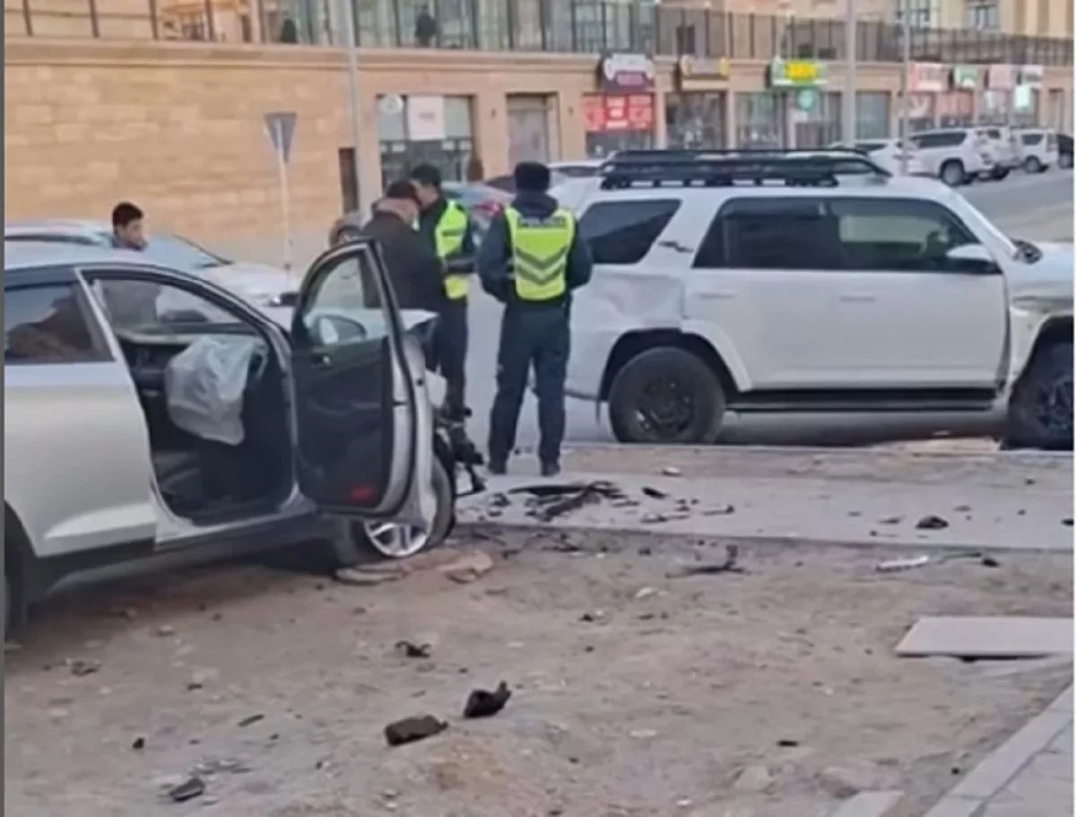 Двое взрослых и подросток пострадали в ДТП в Актау