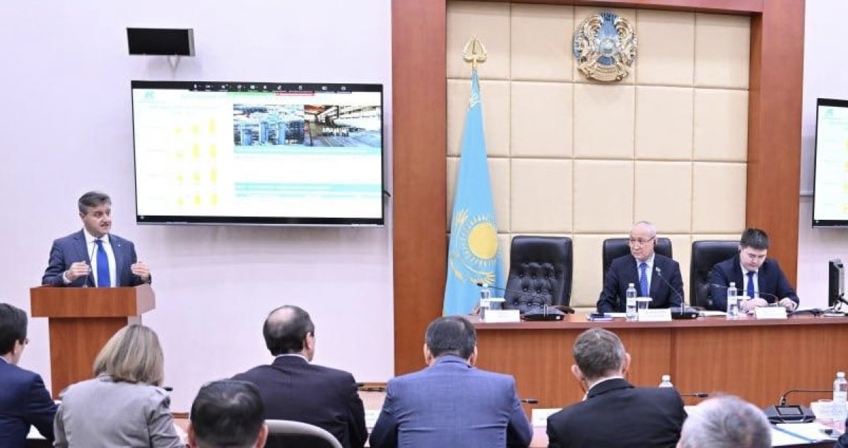Насколько возрос закуп казахстанских товаров на Карачаганаке, выяснили мажилисмены