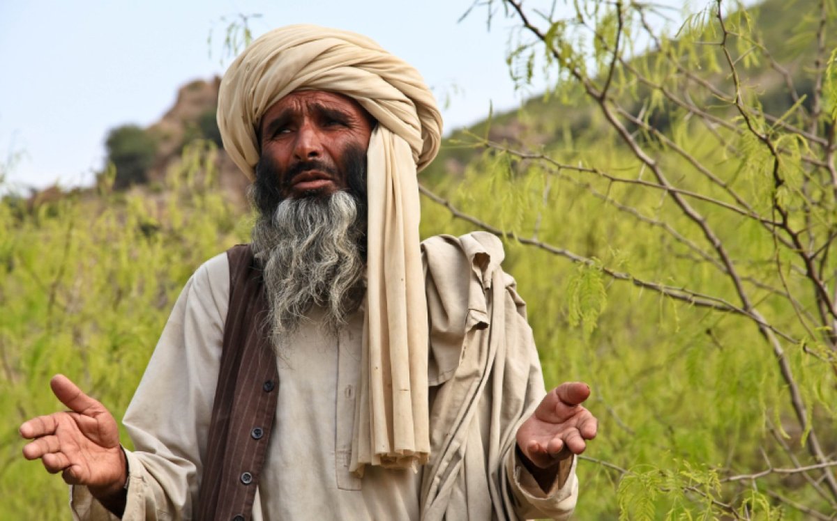 Или тюрьма: дипломатам Афганистана приказали отрастить бороды