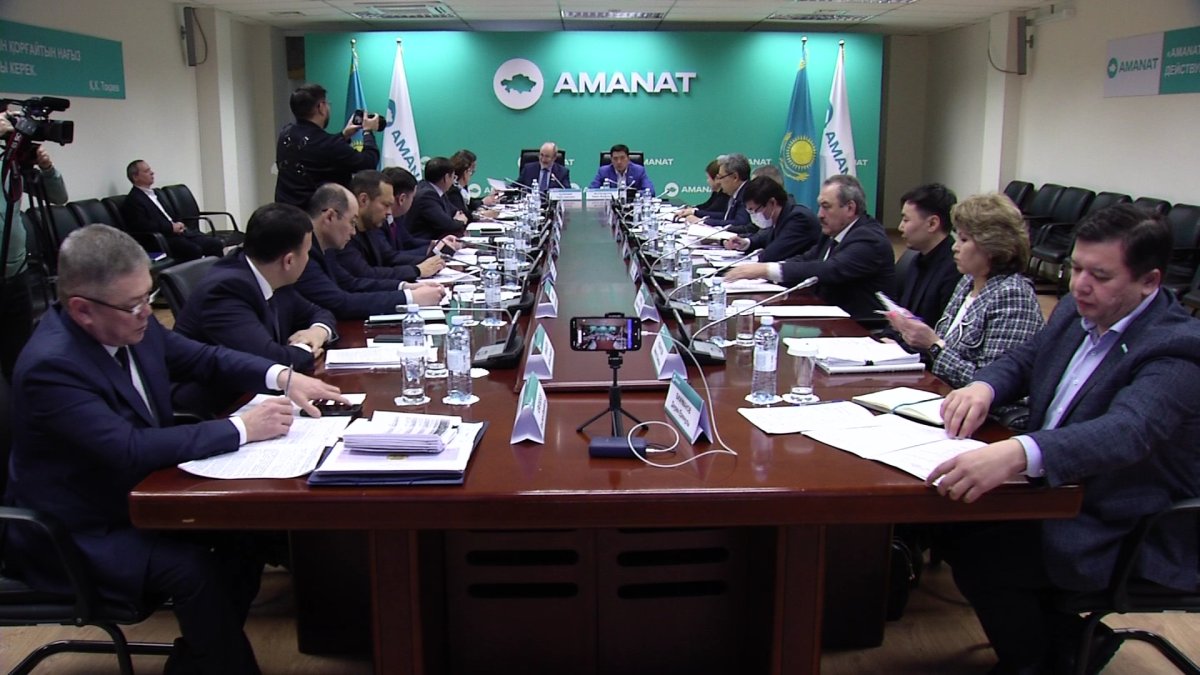 Под угрозой затопления более миллиона человек: Члены партии "Amanat" требуют усилить подготовку к паводкам