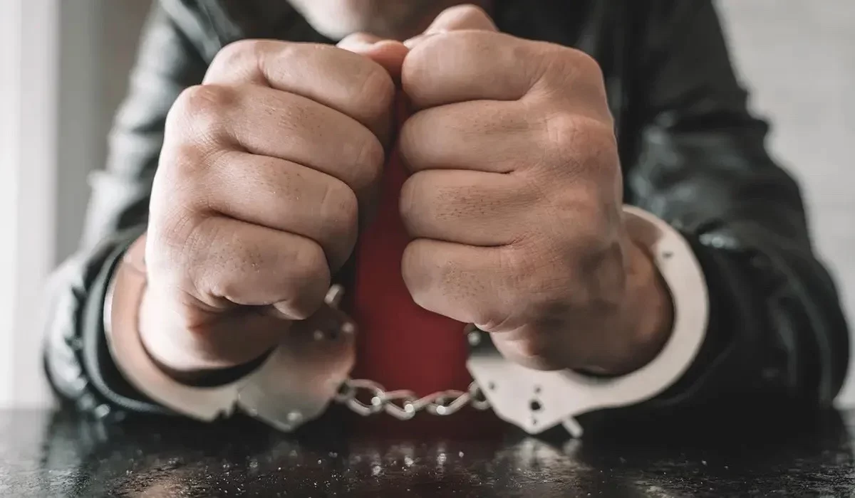 Шымкентте мұғалімдерді заңсыз жұмысқа қабылдаған мектеп директоры сотталып кетті