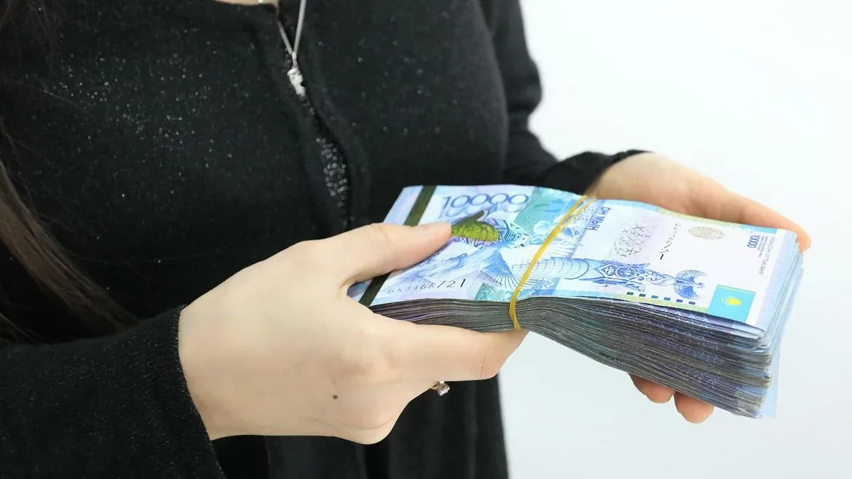 Присвоила 1 миллиард тенге: скандальное дело экс-судьи Светланы Жолмановой передано в суд