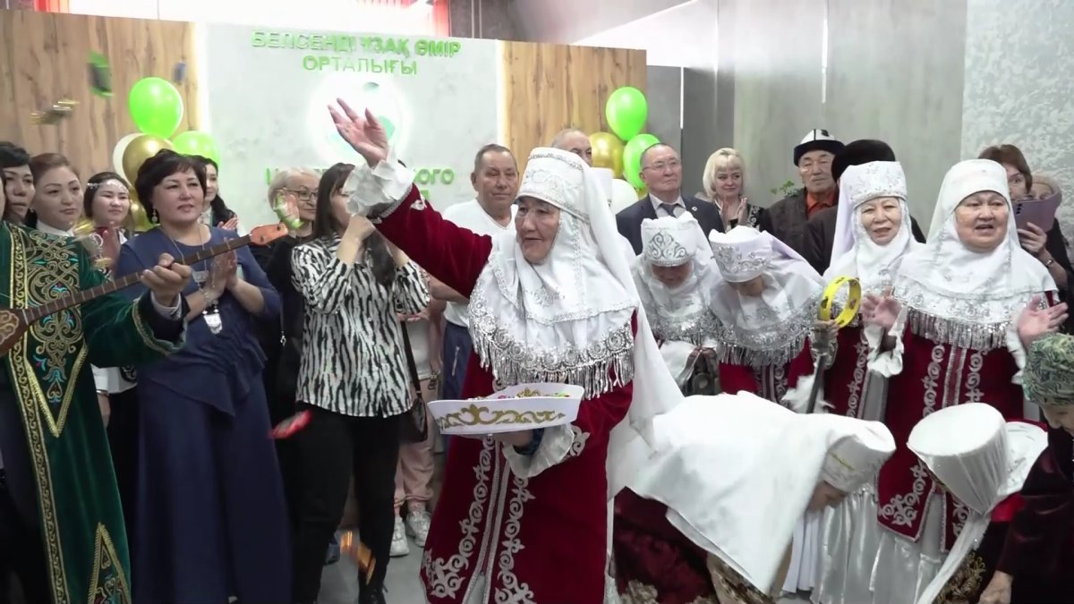 "Мы молоды пока нас любят" - в Усть-Каменогорске открылся