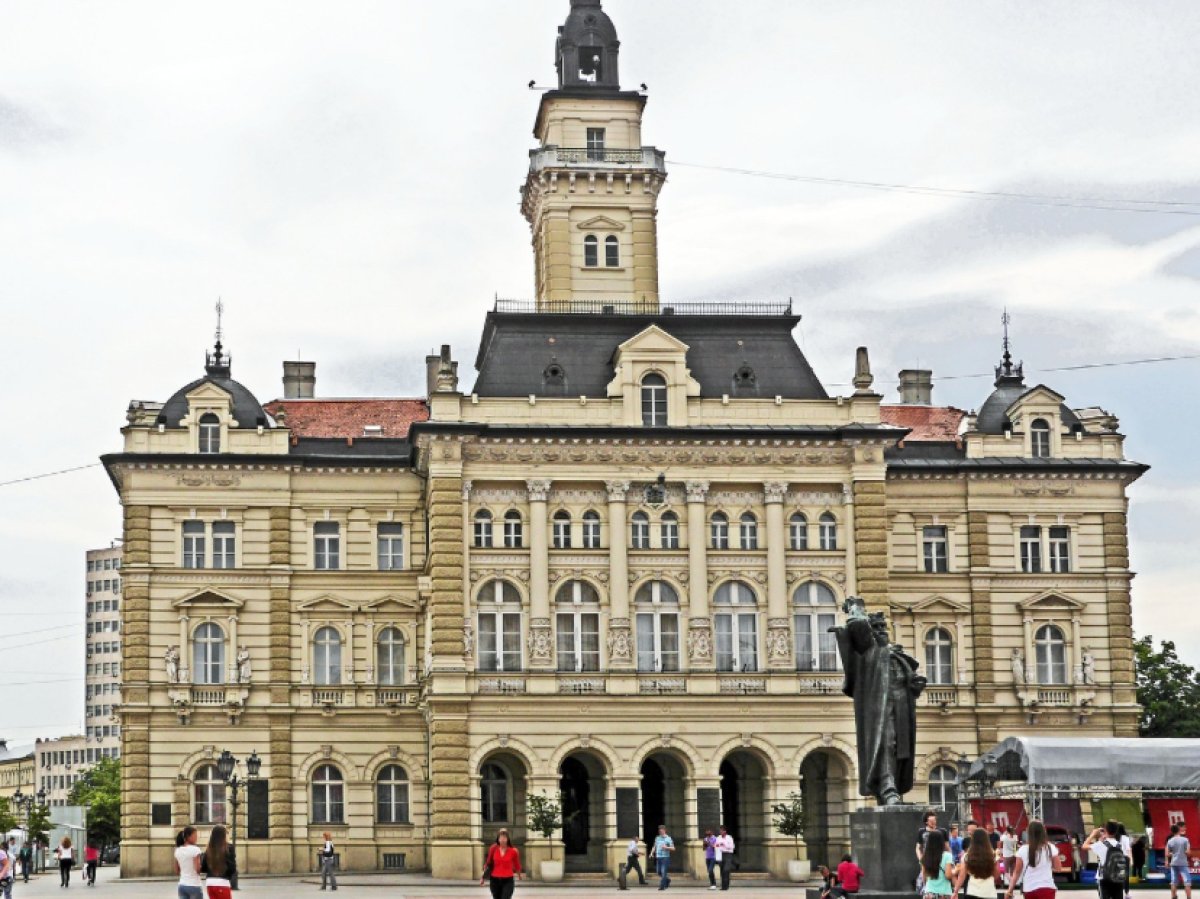 Парламент Сербии утвердил отставку премьер-министра