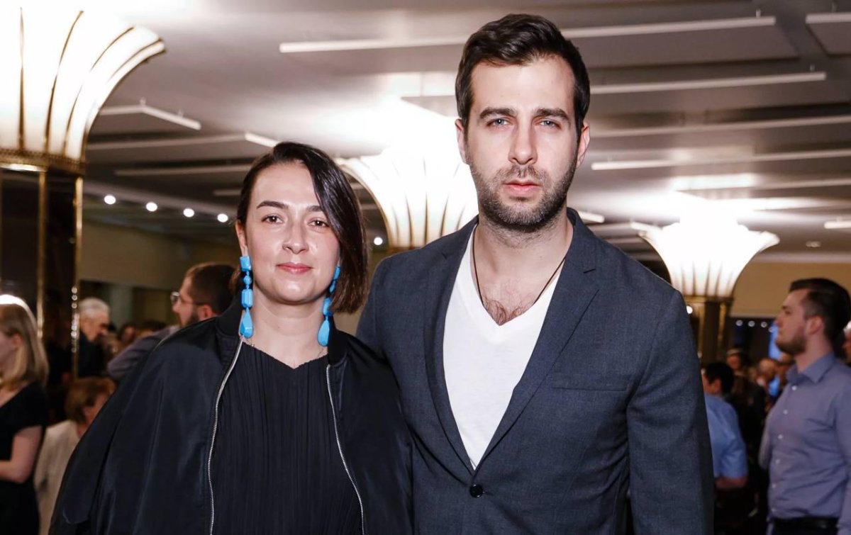 Известный ведущий Иван Ургант задолжал за комуслуги почти 600 млн рублей