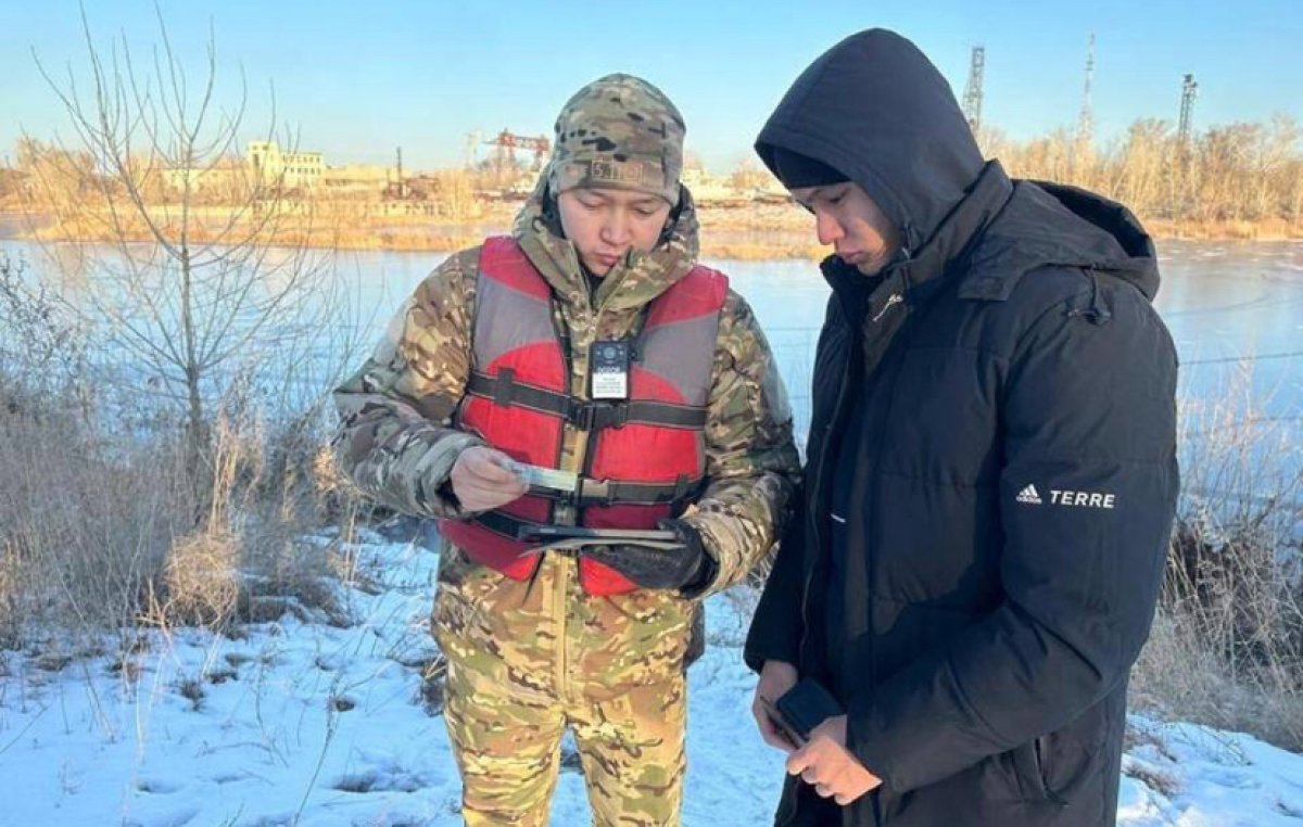 Таяние льда на реке Есиль: спасатели обратились к жителям и гостям столицы