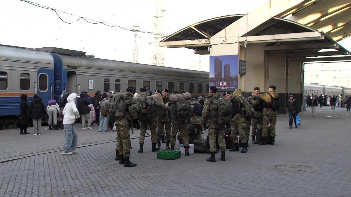 170 военнослужащих прибыло в Астану для подготовки к параду в честь 80-летия победы ВОВ