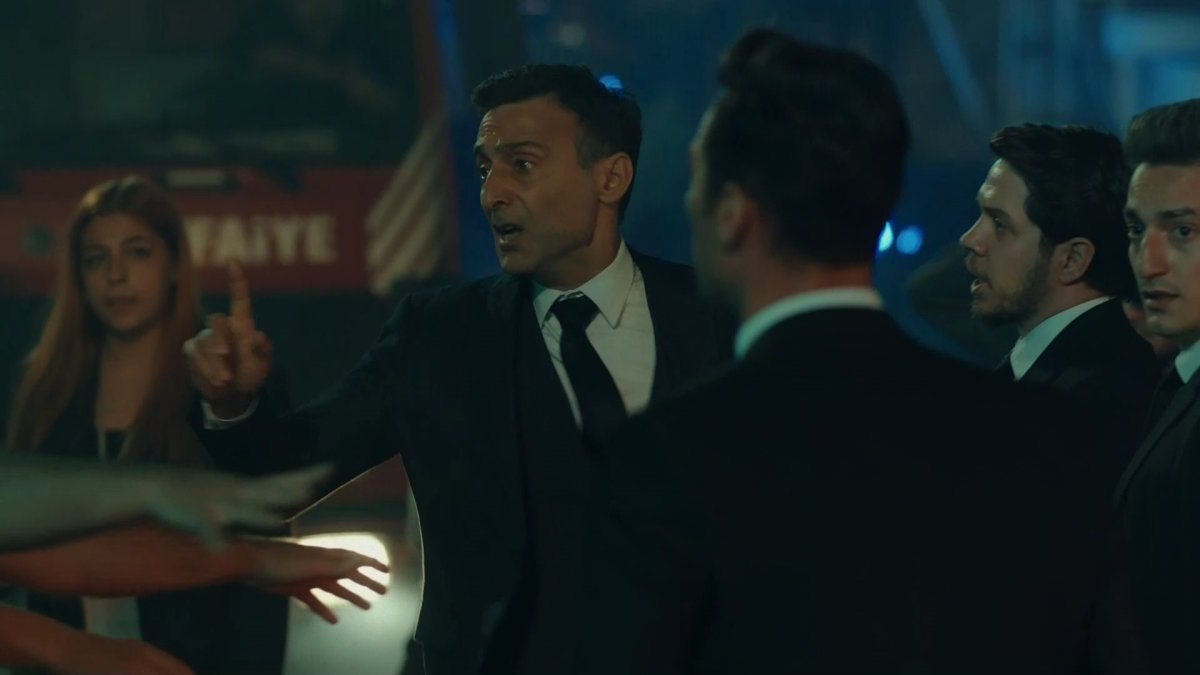 На телеканале «Астана» премьера нового турецкого сериала «Яркое пламя»