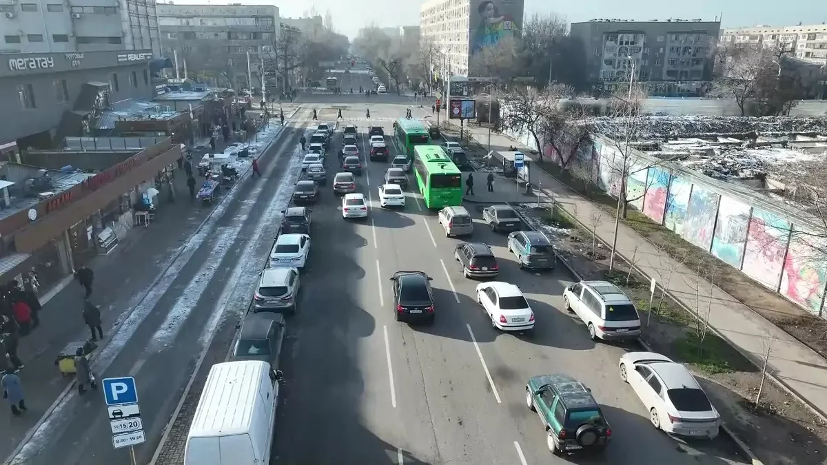 Алматыда 70 мыңға жуық көлік иесі салық төлемеген
