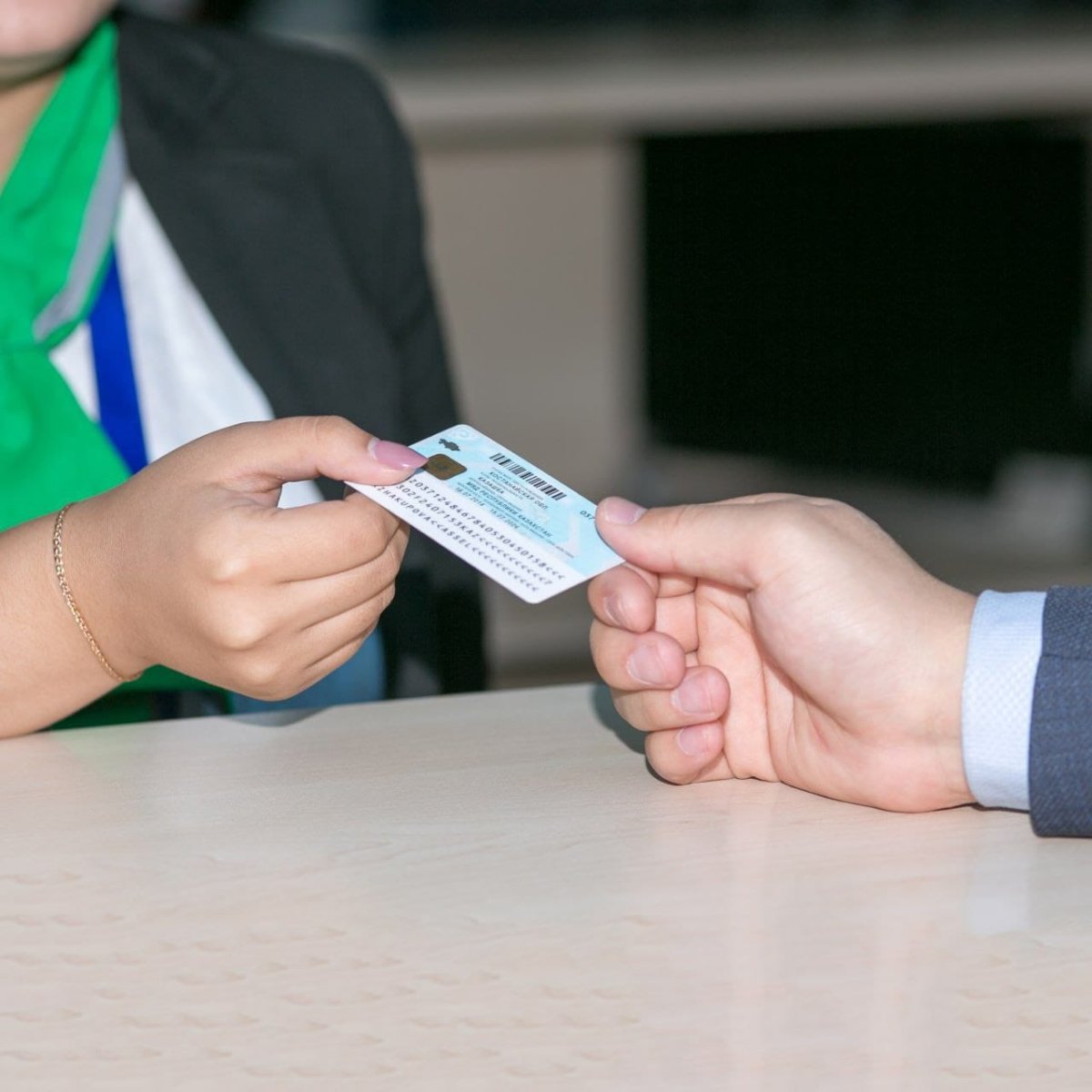 Енді жеке куәлік пен төлқұжатты мобильді қосымшалар арқылы онлайн рәсімдеуге болады