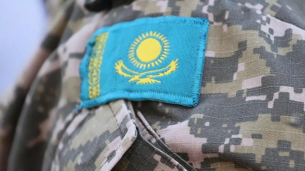 Тысячу астанчан отправят на службу в армии