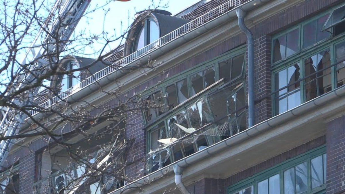 Сильный взрыв на произошёл на заводе шин в Германии