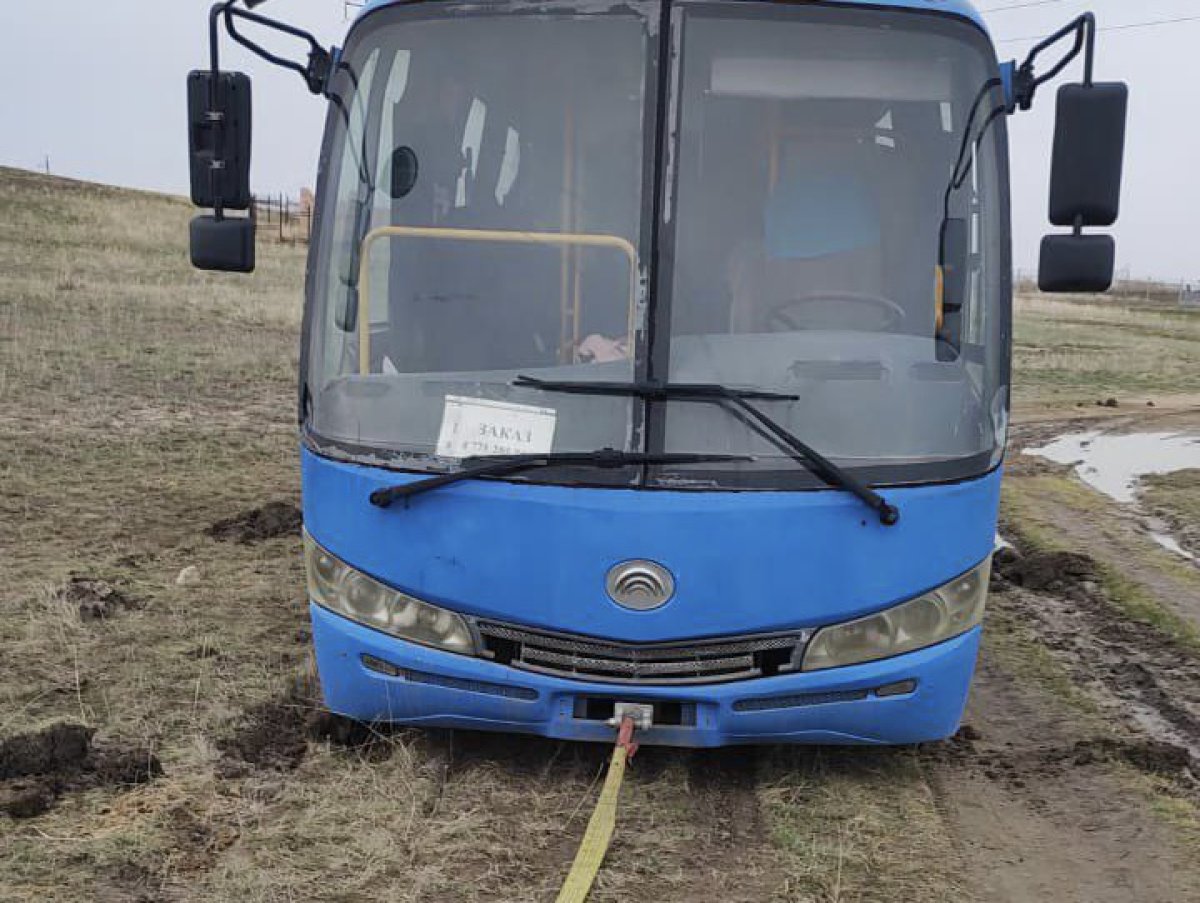 Два десятка человек спасли вблизи мавзолея «Жидебай батыр»