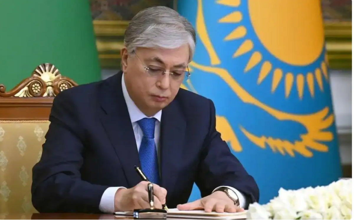 Запрет финансирования иностранных легионеров: глава государства подписал Закон