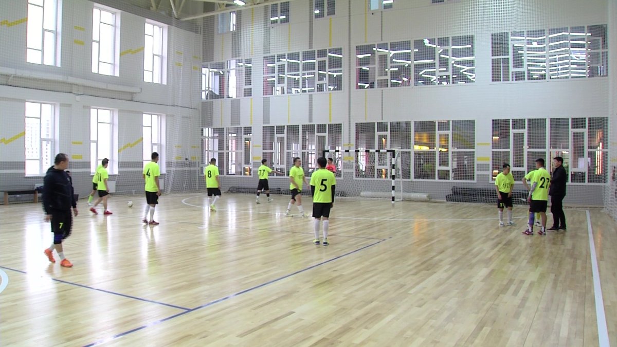 Астанада жұмысшы мамандар арасында шағын футболдан турнир басталды