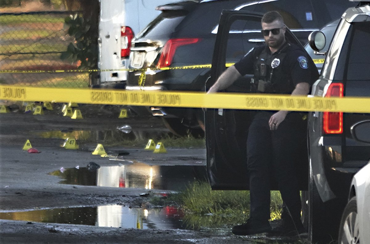 Пятеро погибли, еще четверо ранены при стрельбе в университете США