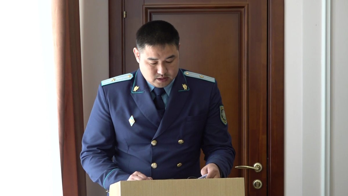 Сельскому акиму в ЗКО вынесли предупреждение о неполном служебном соответствии за управление авто без прав