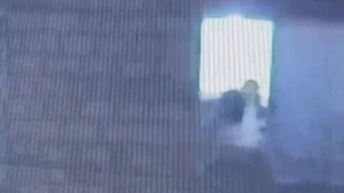 Қарағандылық полицейлер қызды суицидтен құтқарды