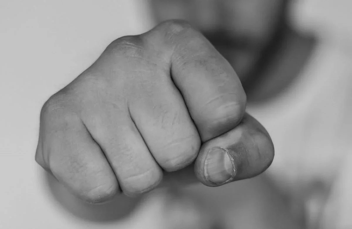 Жезқазған тұрғыны әйелінің жұмыс орнын ойрандап кетті