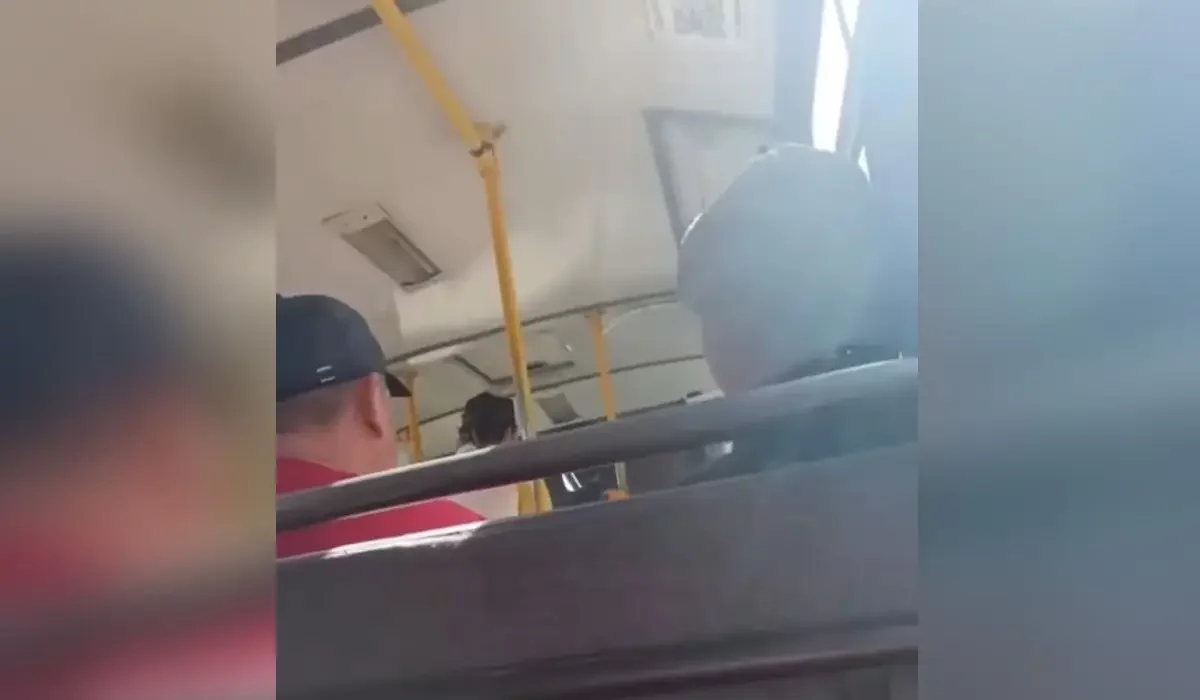 Талдықорғанда жолаушы әйелге жаман сөз айтып, желкесінен жұлқылаған жүргізуші жазаланды
