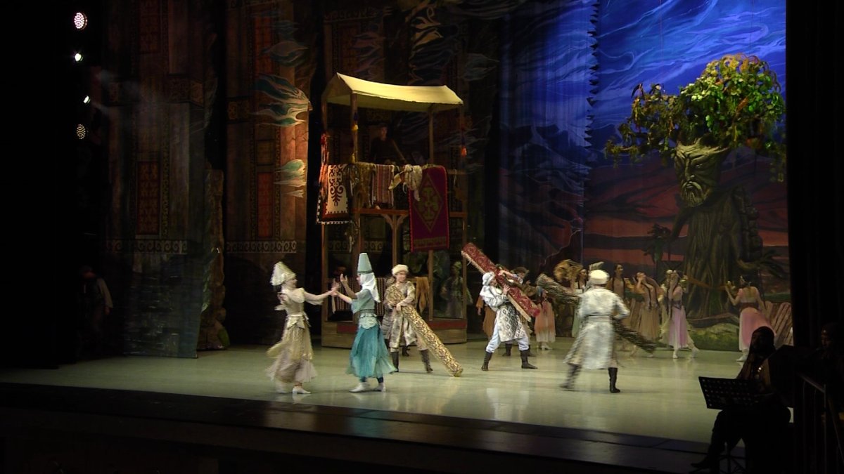 "Астана Балет" театры "Қозы Көрпеш–Баян сұлу" эпостық балетін көрермен назарына ұсынды