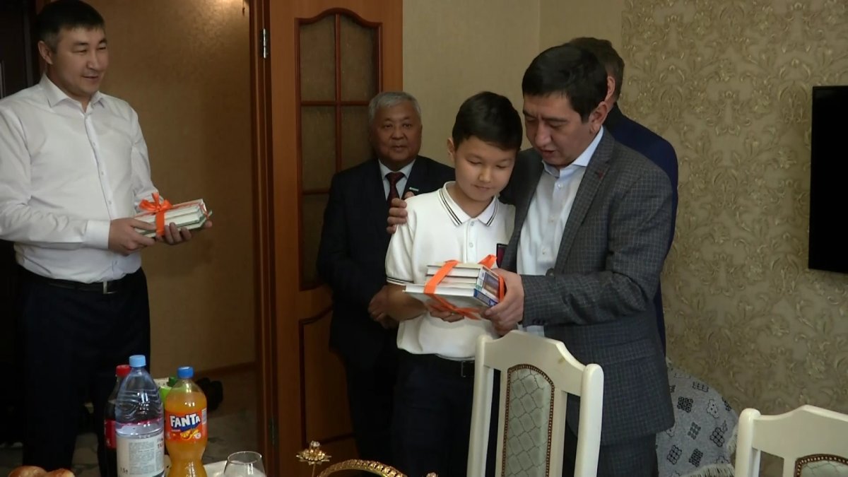 «Кітап-AMANAT» партиялық жобасы жүзеге асырылып жатыр